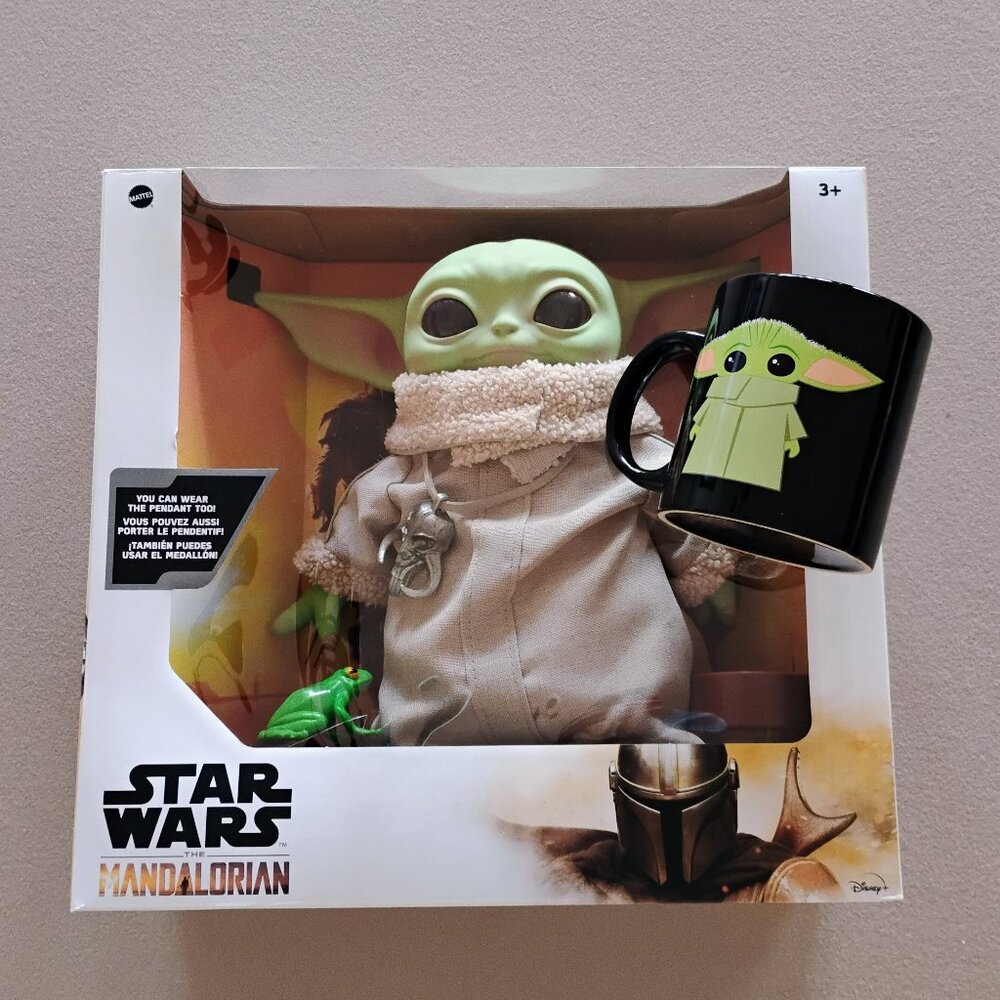 Baby Yoda (Grogu) NWOT Star Wars Mandalorian + bonus Mug